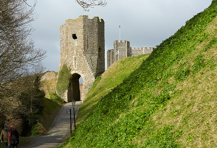 english heritage places to visit near me