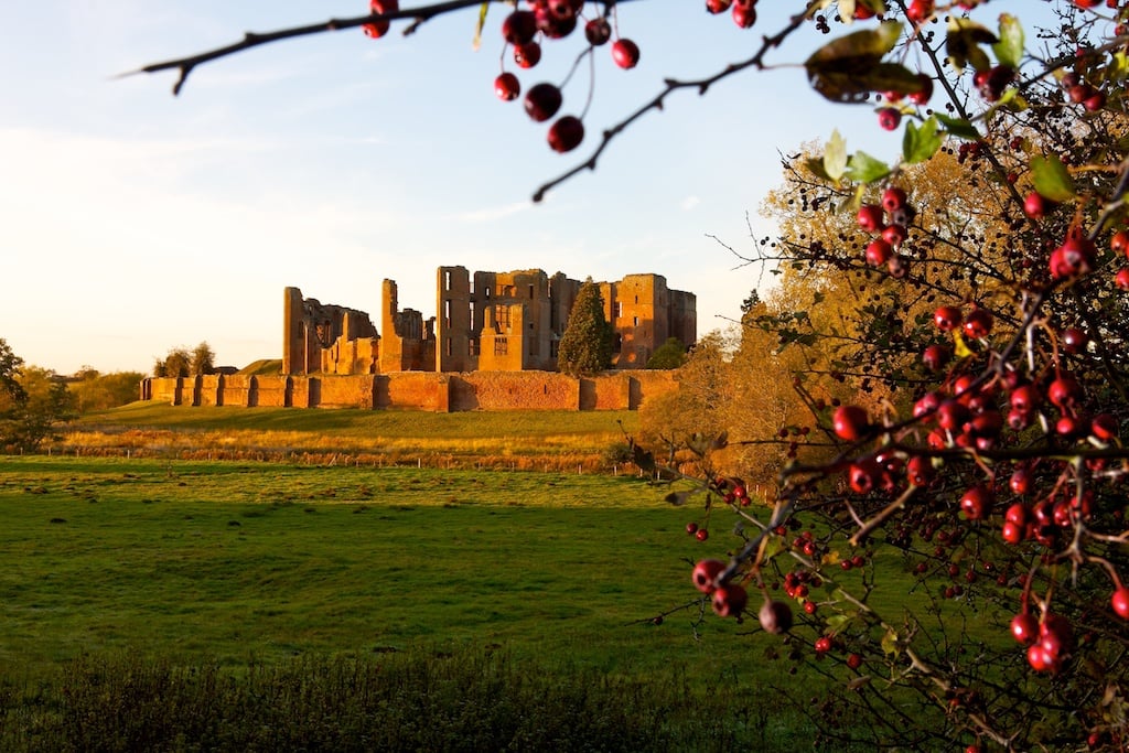 Kenilworth-Castle.jpg