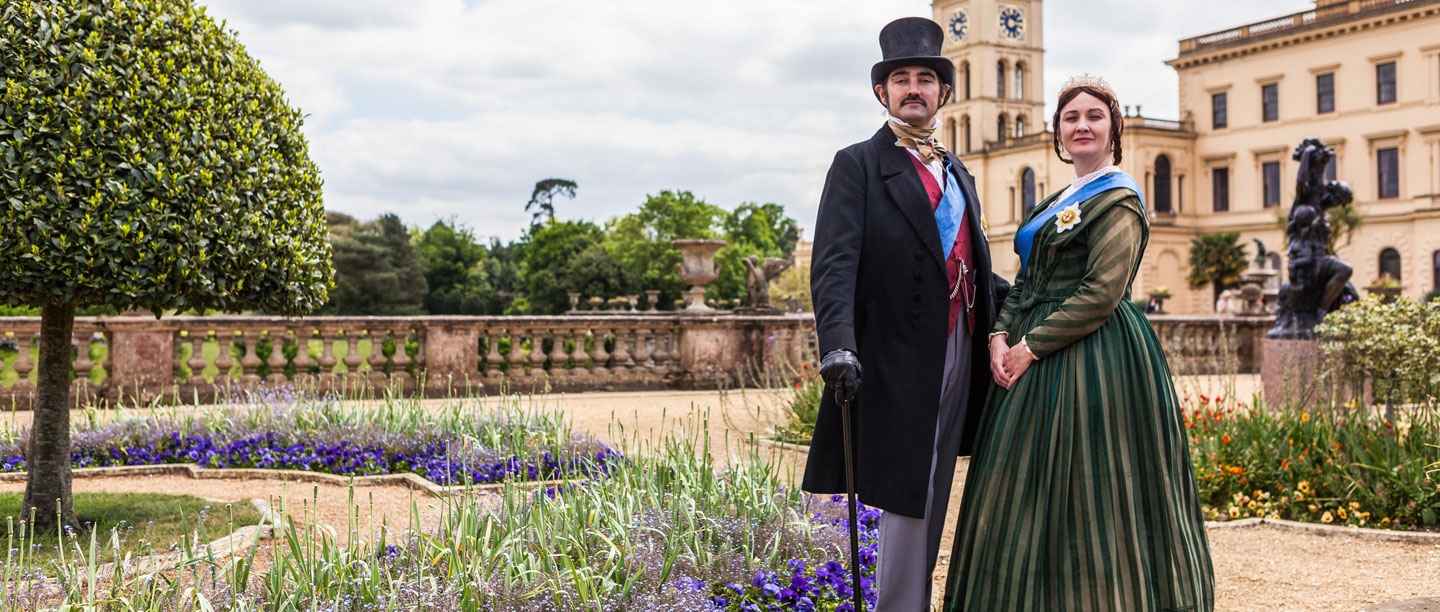 Image: Reenactors dressed as Queen Victoria and Prince Albert