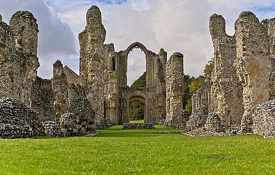 The ruins of a medieval priory (Castle Acre Priory) The ruins of a medieval priory (Castle Acre Priory)