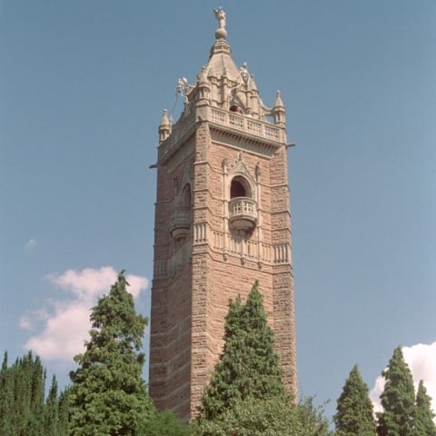 Photo of Cabot Tower in Bristol on a clear day
