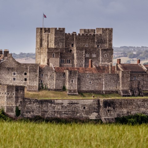 Photo of the keep and walls of Dover Castle in Kent