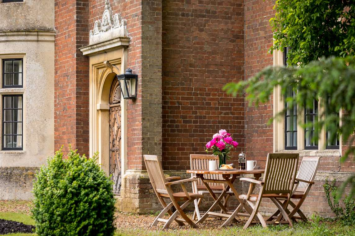 Outdoor dining and garden Outdoor dining and garden