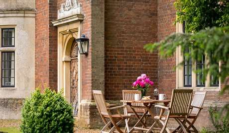 Outdoor dining and garden Outdoor dining and garden