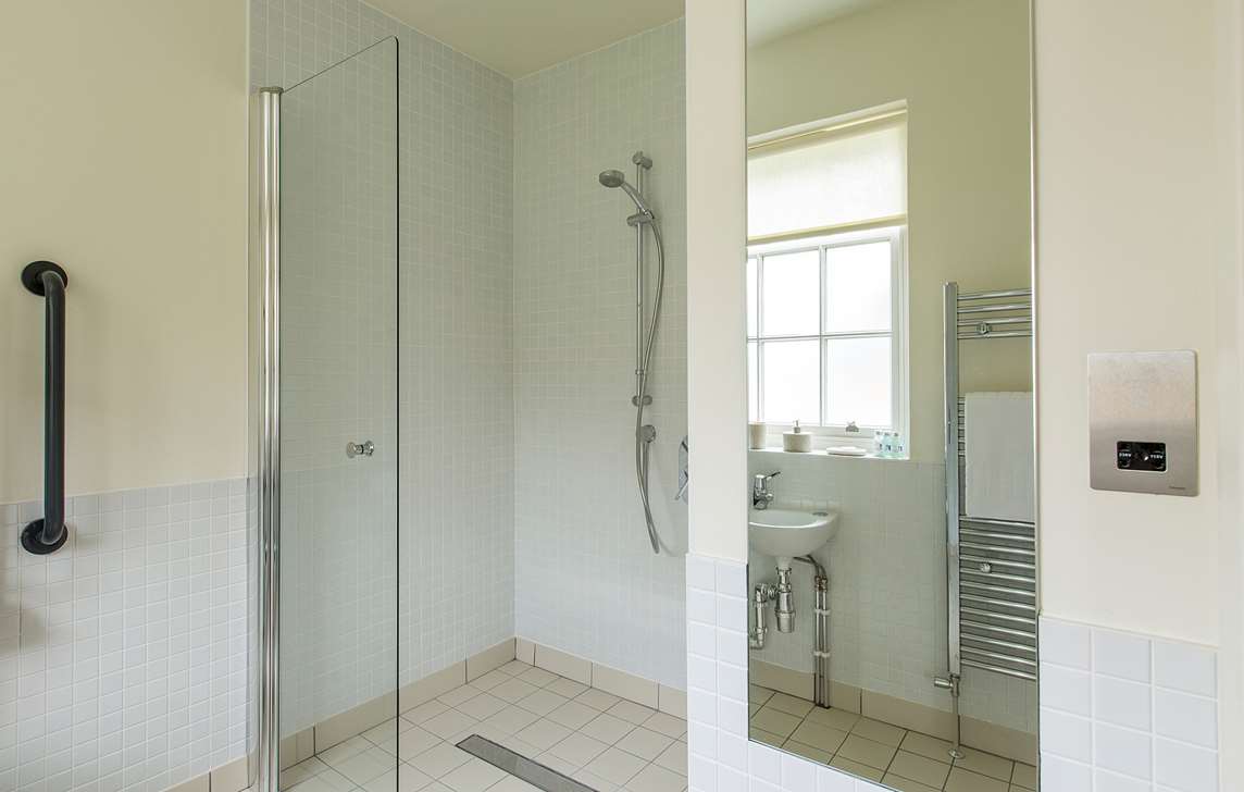 Shower room, ground floor Shower room, ground floor