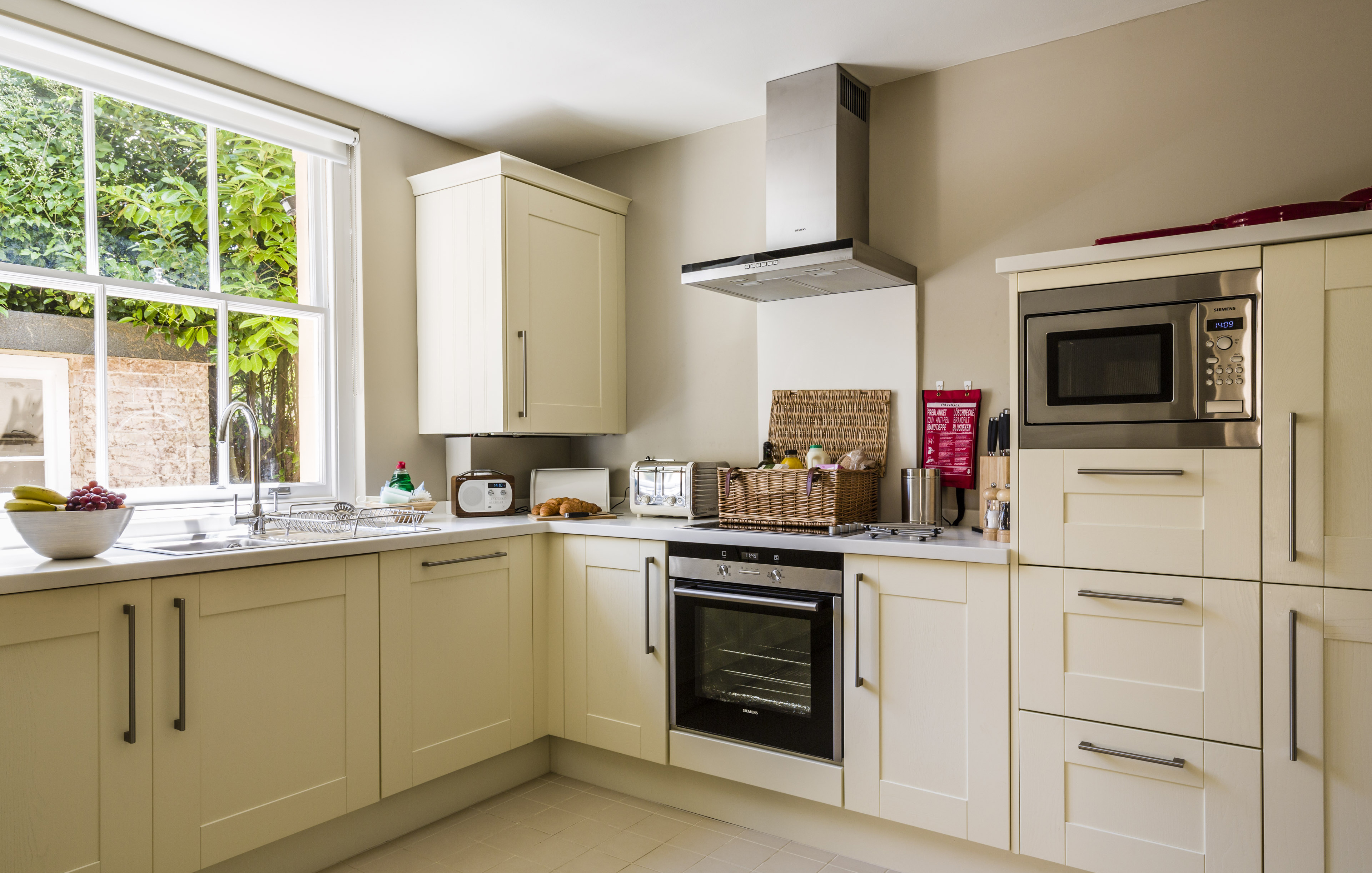 Kitchen, ground floor