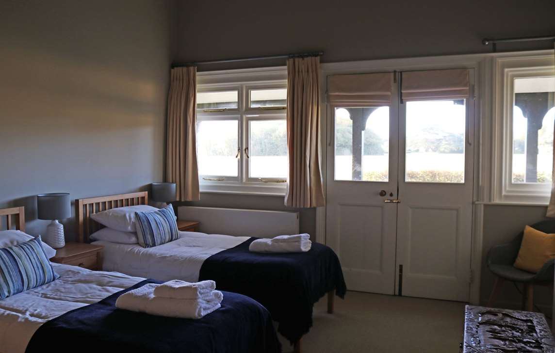 Twin bedroom, ground floor Twin bedroom, ground floor