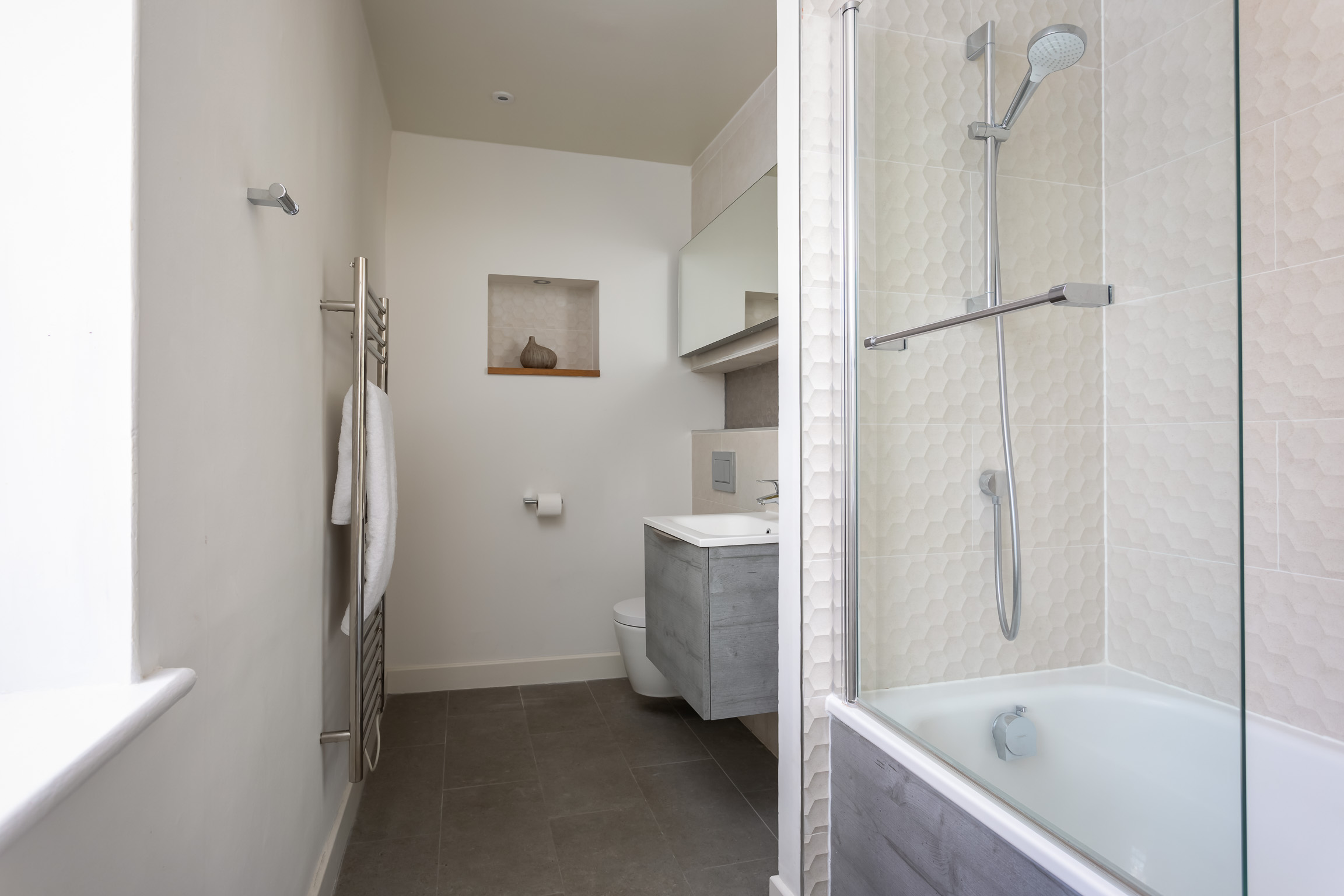 Bathroom, first floor