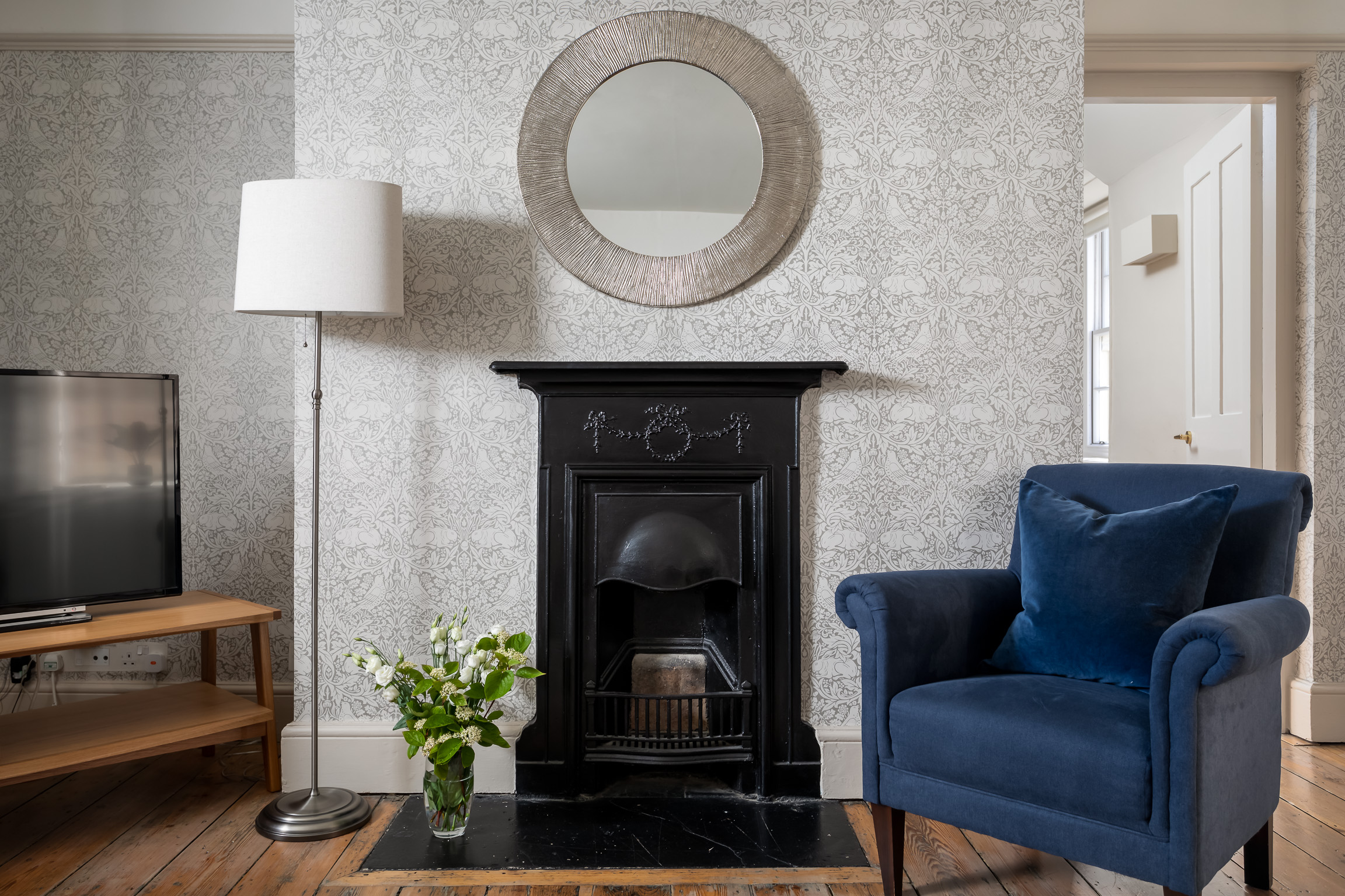 Lounge, ground floor