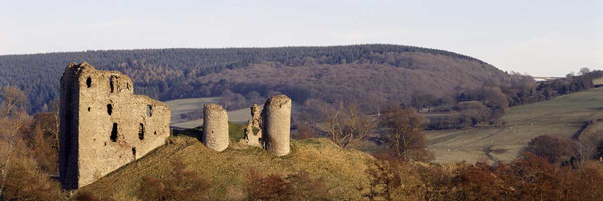 The remains of Clun Castle 