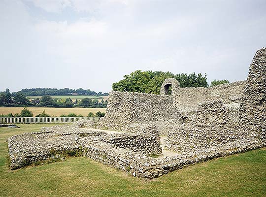 View of the ruins of Eynsford Castle
