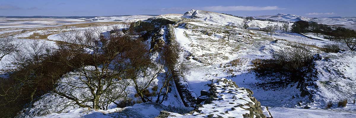 Hadrian’s Wall at Walltown Crags under snow