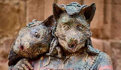 A sculpture of two fox heads, part of the 'Procne and Philomela' sculpture A sculpture of two fox heads, part of the 'Procne and Philomela' sculpture