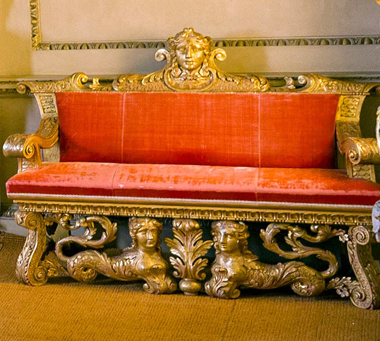 Settee by William Kent