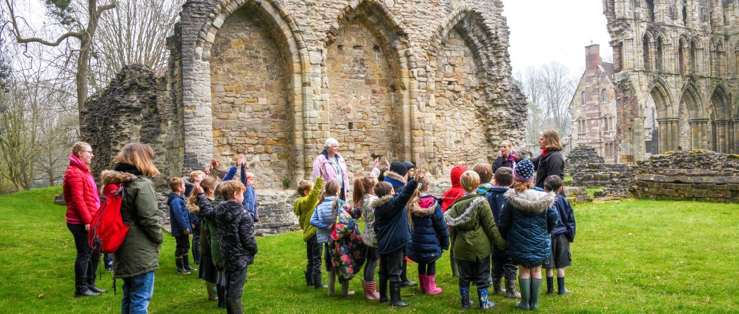 School Visits | English Heritage