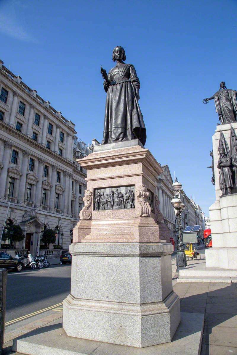 Statues Swathed Florence Nightingale | Statue by Arthur George Walker, 1915 | English ...